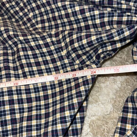 Tommy Hilfiger size XL shirt - Picture 4 of 4